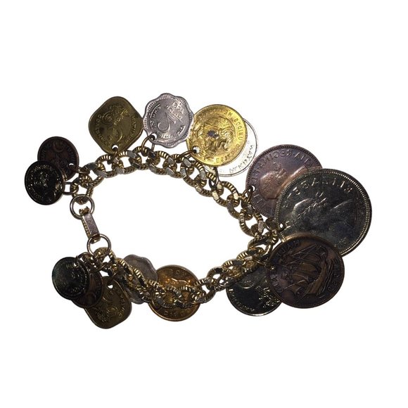 Vintage 1950s Older Foreign Coin Bracelet - Coins from Around the World - Picture 2 of 11
